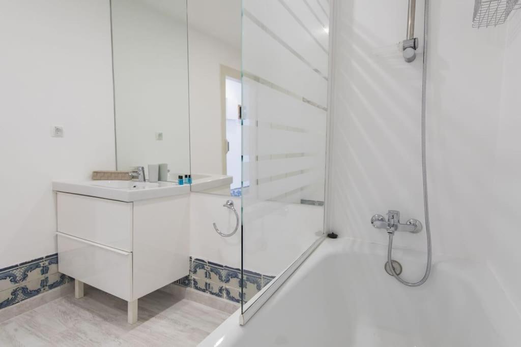 Appartamento Duplex In Principe Real Lisbona Esterno foto