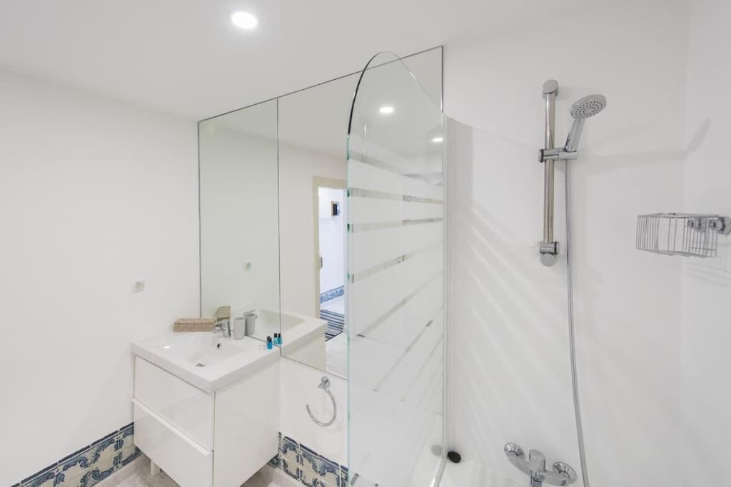 Appartamento Duplex In Principe Real Lisbona Esterno foto