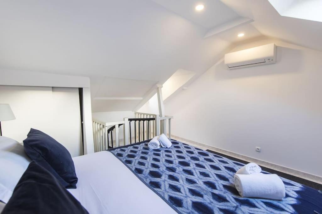 Appartamento Duplex In Principe Real Lisbona Esterno foto