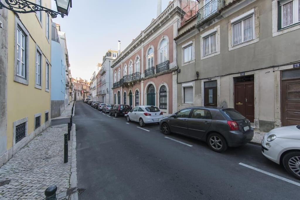 Appartamento Duplex In Principe Real Lisbona Esterno foto
